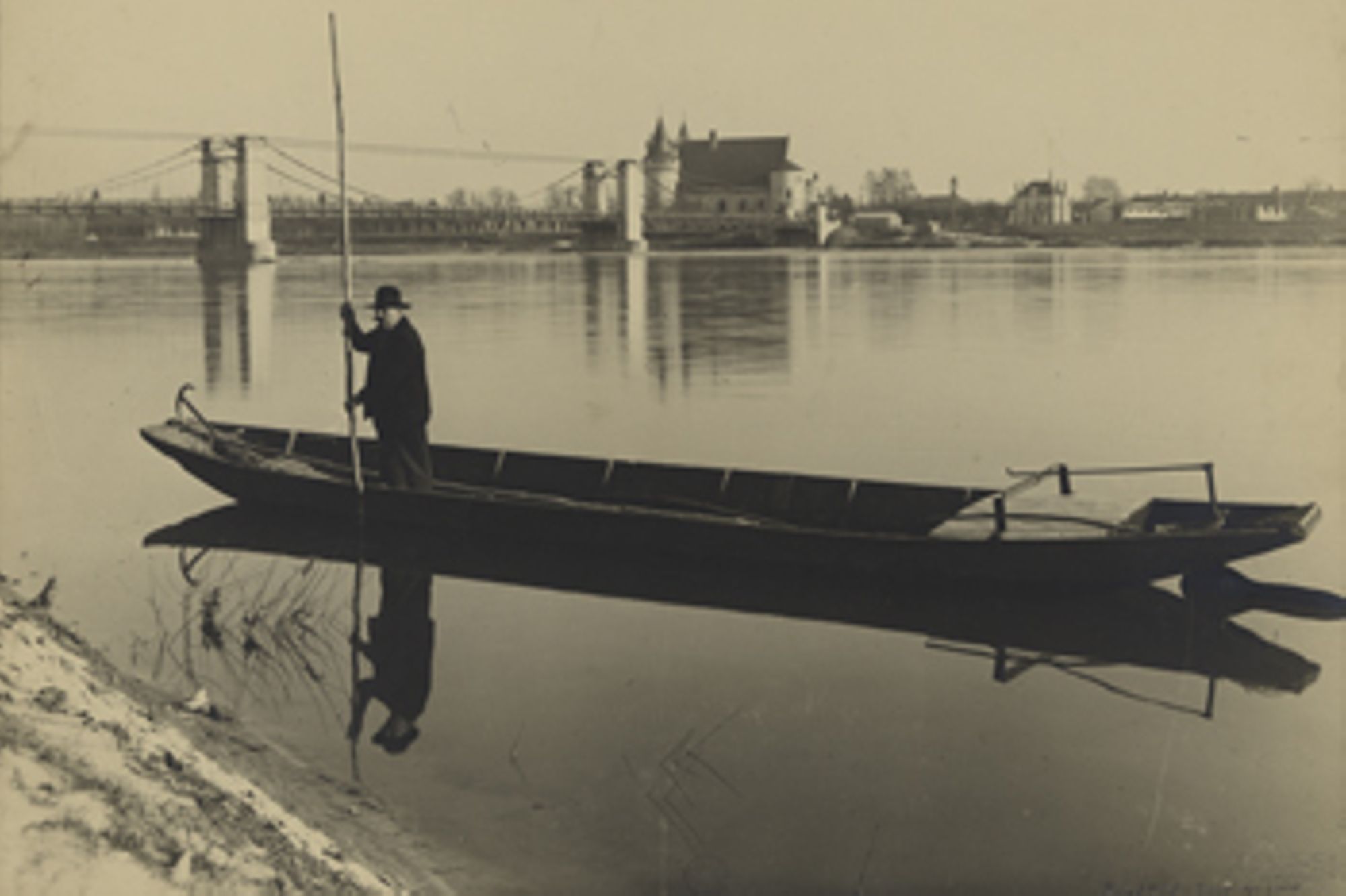 Découvrez les archives relatives aux loisirs en bord de Loire