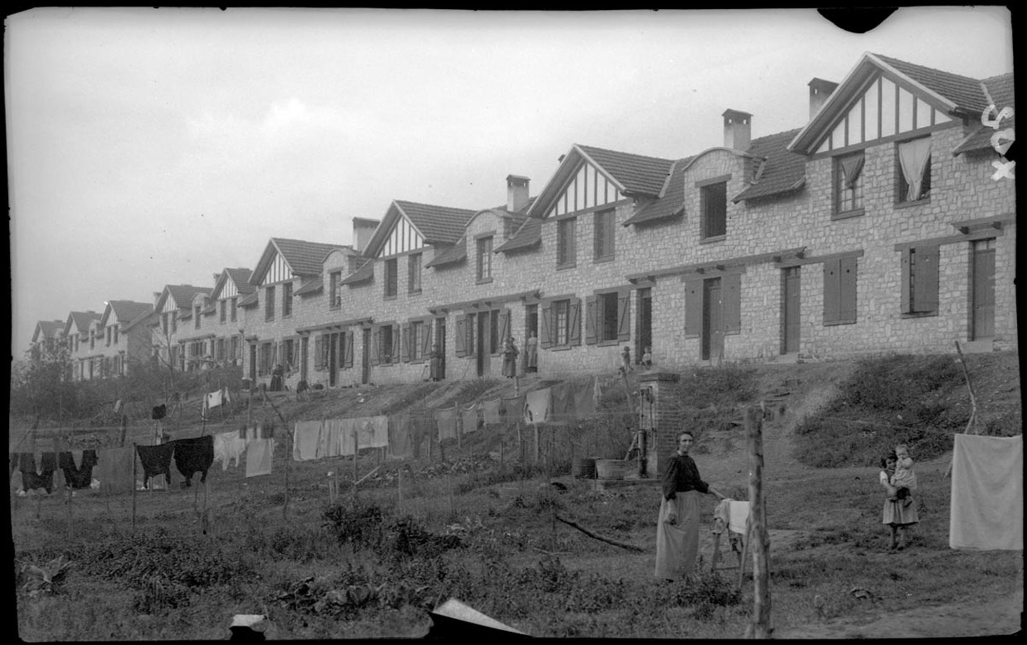 Cité en construction, Cepoy, vers 1900-1920