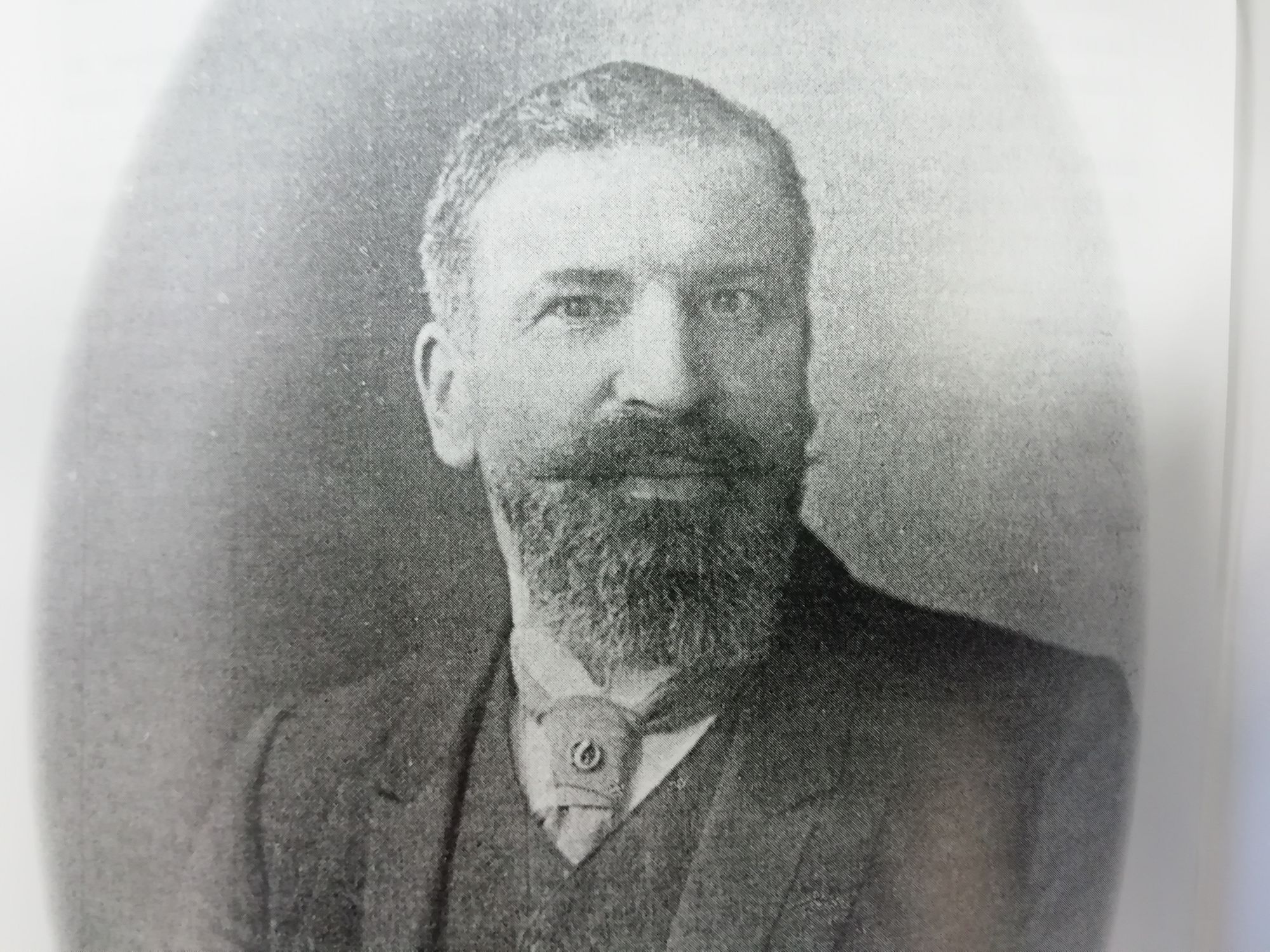 Camille Bloch, archiviste et historien engagé (1896-1904)