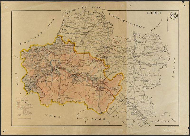 Carte du Loiret avec l’indication des communes "révisées" et "remembrées", dressée par le service du Cadastre (1950). (Arch. dép. du Loiret, 1 Fi 746)