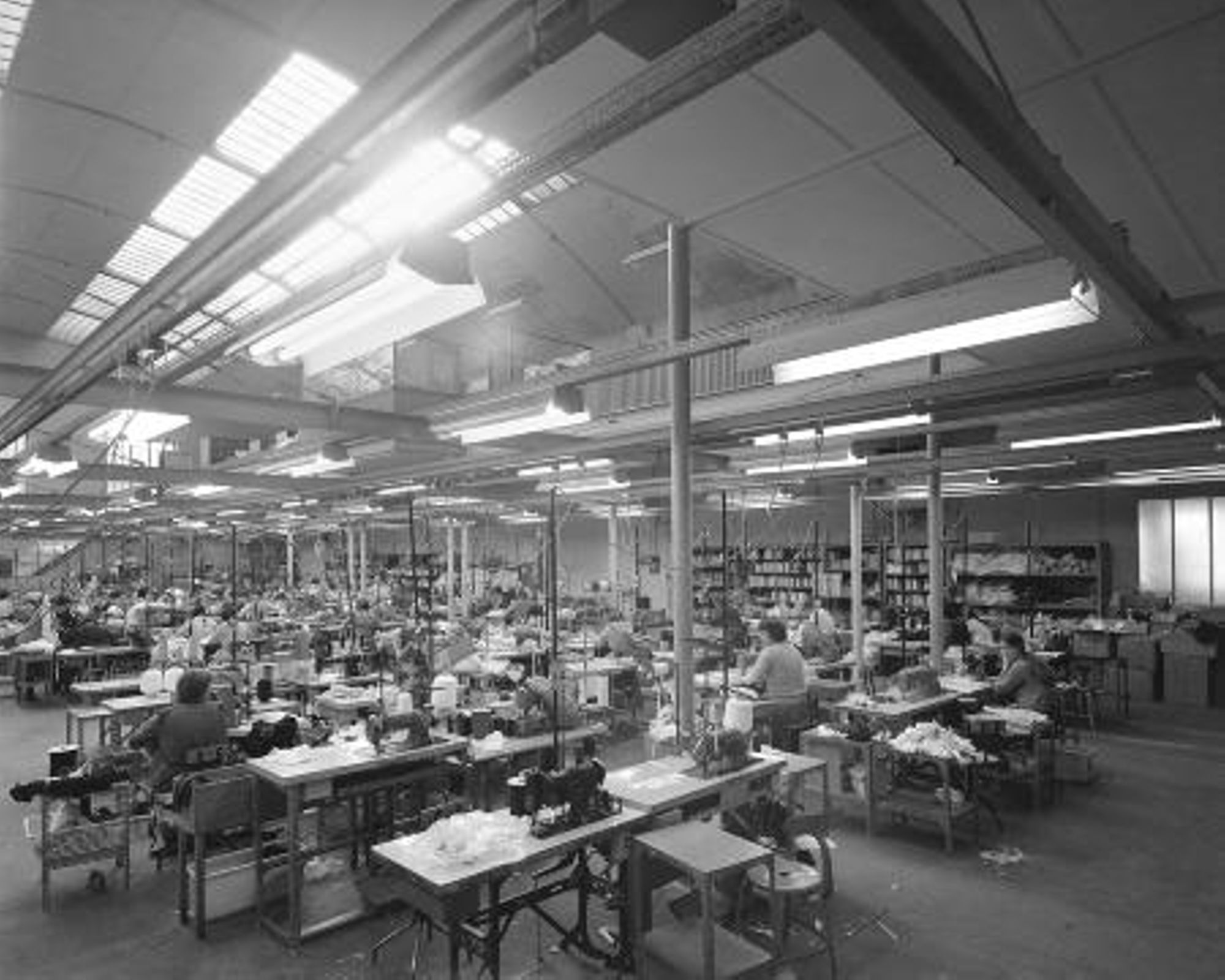 Orléans, Corsetterie Depallier Prestige. (janvier 1982)