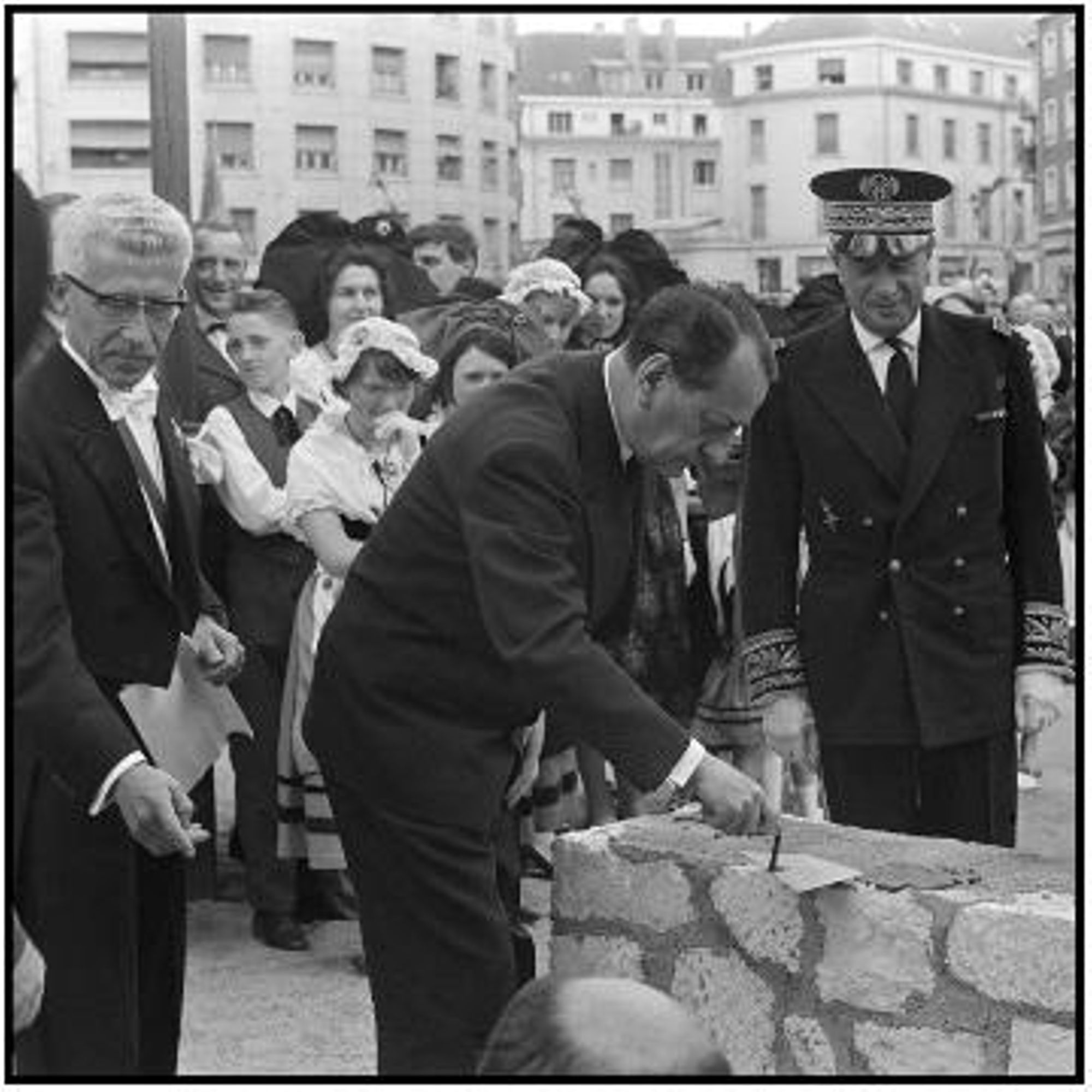 Orléans. Maison Jeanne d’Arc . (8 mai 1961)