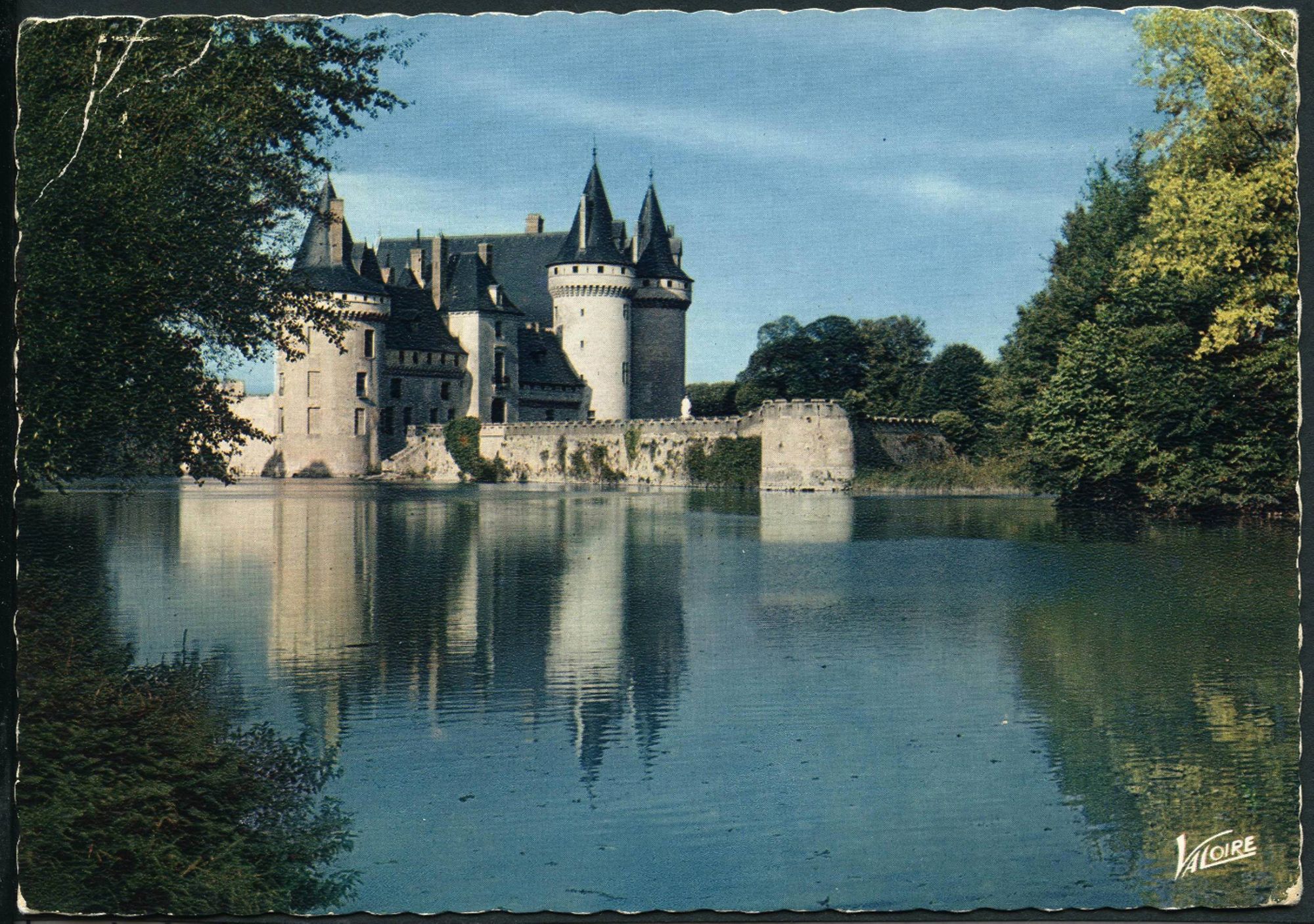 Château de Sully-sur-Loire - Forteresse médiévale et demeure du ministre d'Henri IV- Vue depuis la Sange